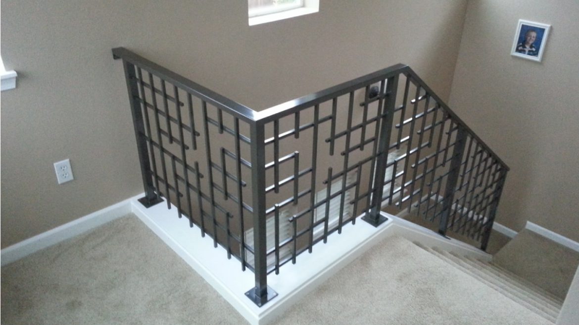 Second floor railing